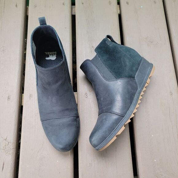 Sorel Evie Waterproof Black Leather Suede Pull-On Ankle Chelsea Boots Booties 11 - Picture 1 of 7